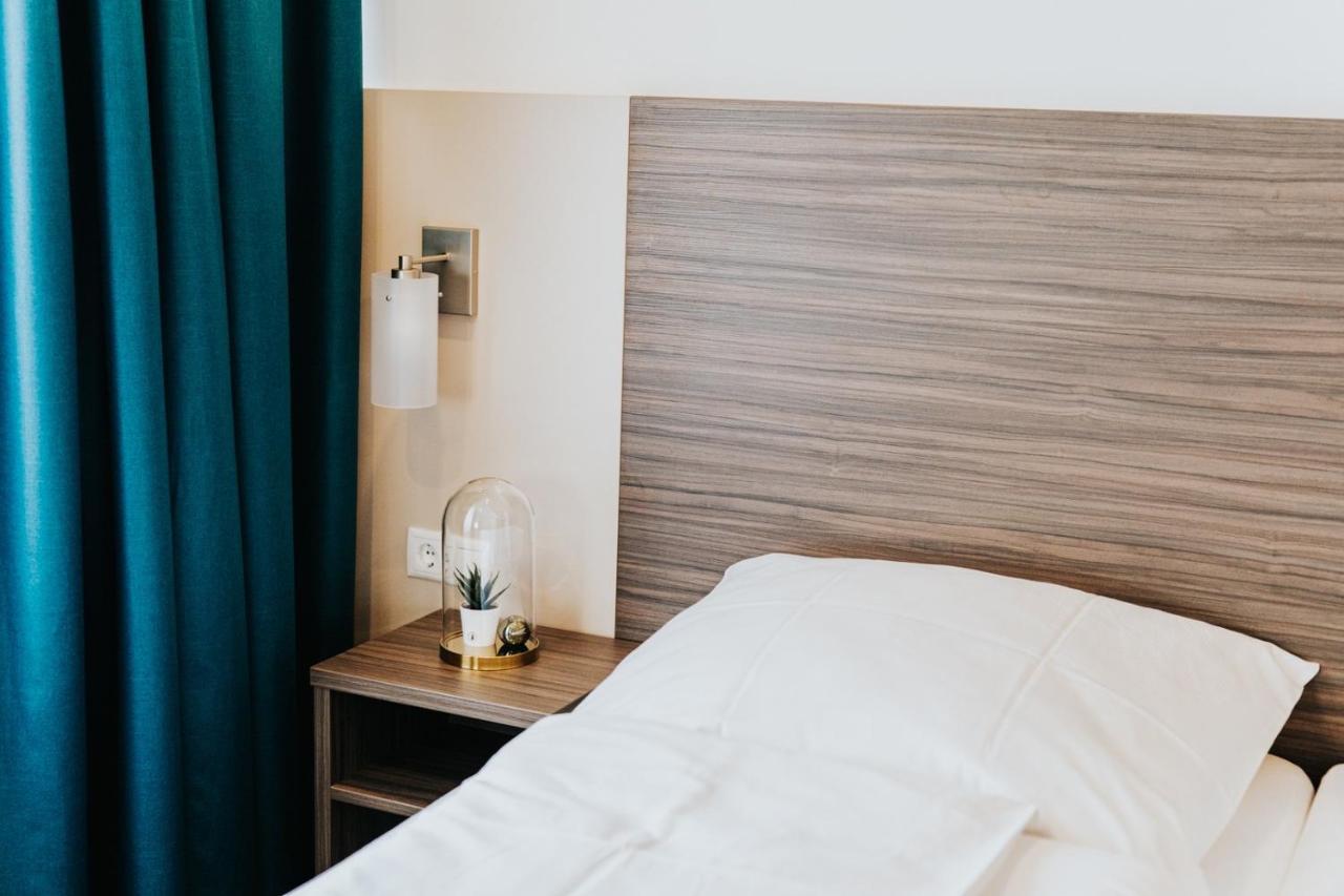 Hotel Restaurant Adria Stuben Bruehl Экстерьер фото